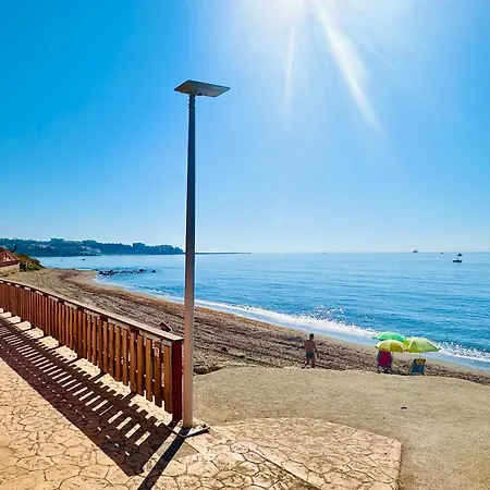 No1 - Beachfront Estepona, Close To Port, 2 Bedroom, 2 Bathroom, Sleeps 5