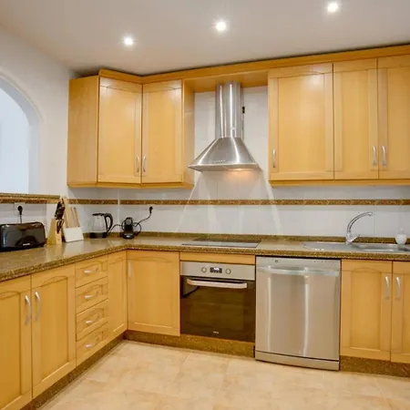 No1 - Beachfront Estepona, Close To Port, 2 Bedroom, 2 Bathroom, Sleeps 5 Apartment *