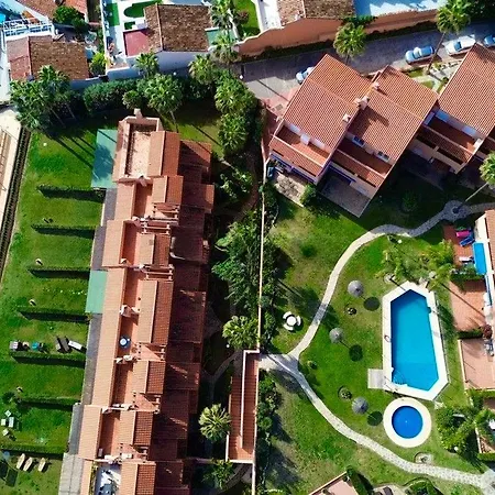 No1 - Beachfront Estepona, Close To Port, 2 Bedroom, 2 Bathroom, Sleeps 5 Estepona