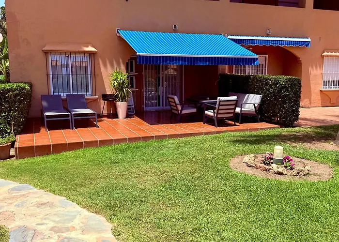 No1 - Beachfront Estepona, Close To Port, 2 Bedroom, 2 Bathroom, Sleeps 5 *