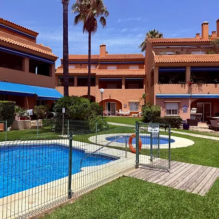 No1 - Beachfront Estepona, Close To Port, 2 Bedroom, 2 Bathroom, Sleeps 5