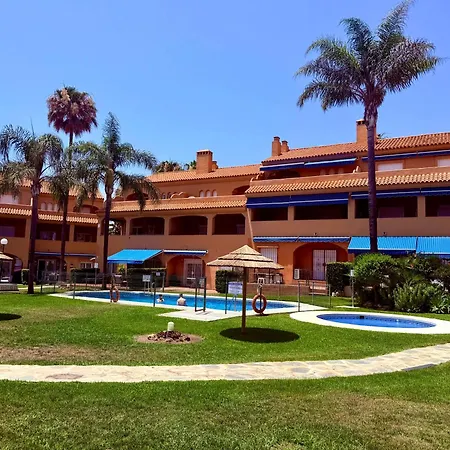 No1 - Beachfront Estepona, Close To Port, 2 Bedroom, 2 Bathroom, Sleeps 5 *